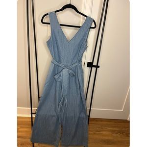 JCREW - CHAMBRAY BODYSUIT